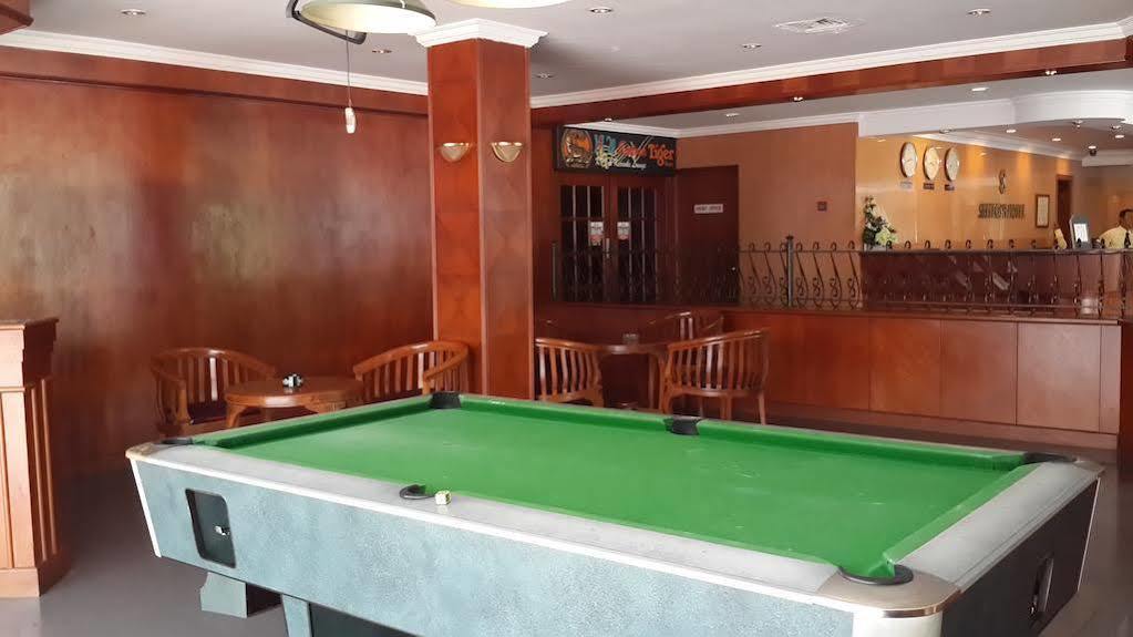 Marina Sentosa Hotel Batam Nagoya Extérieur photo